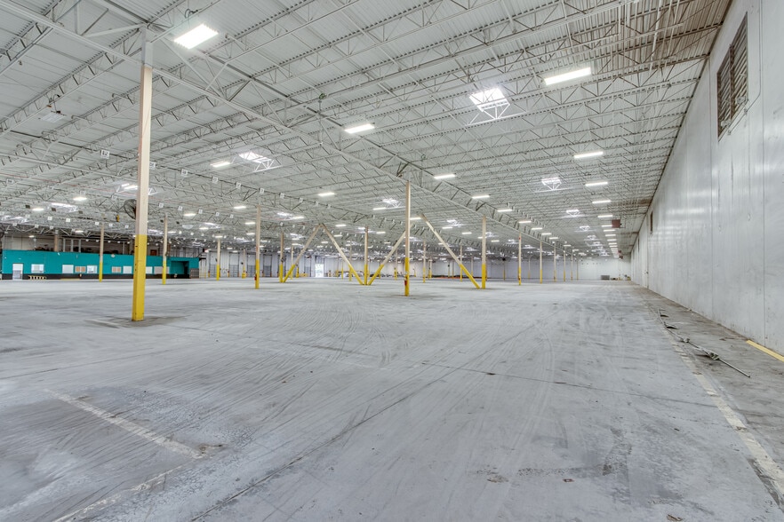 More Photos Of 2600 Buford Hwy, Buford Distribution For Lease