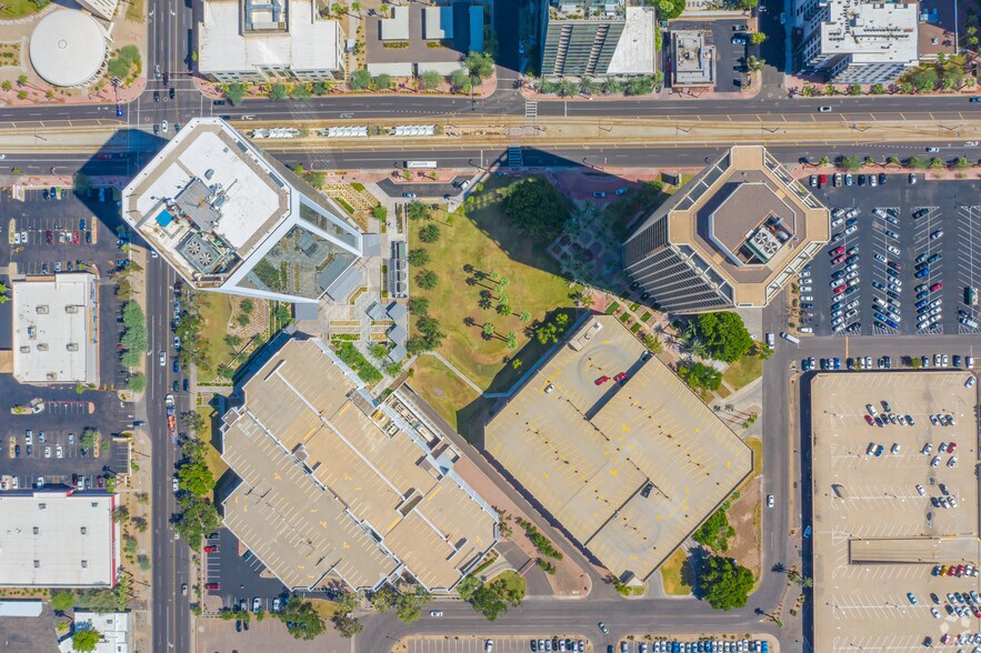 More Photos Of 3200 N Central Ave, Phoenix Office For Lease