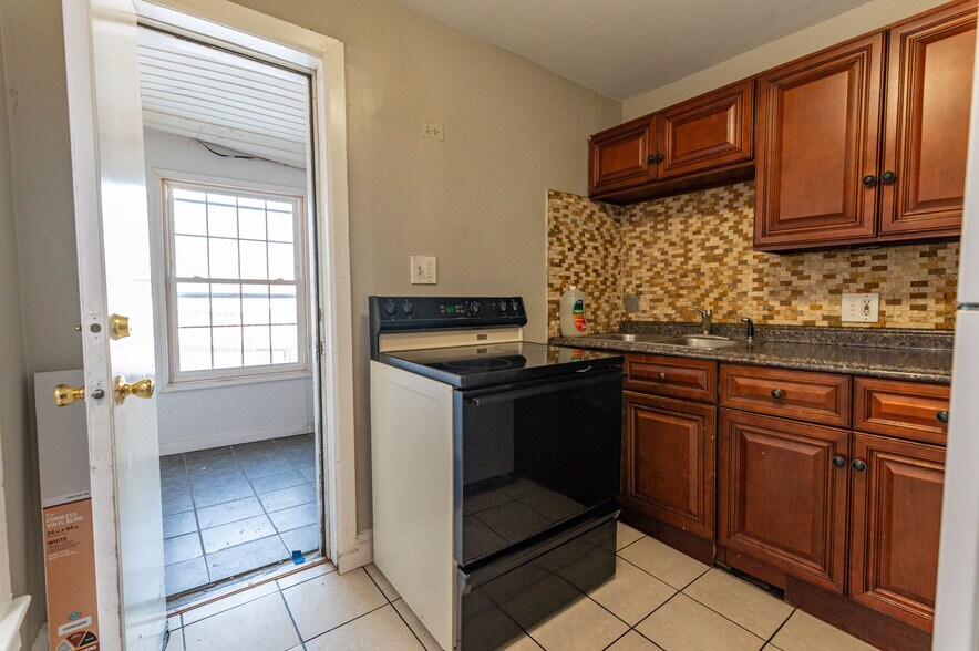 More Photos Of 1015 W Hamilton St, Allentown Multifamily For Sale