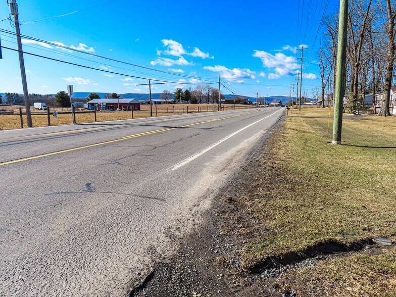 More Photos Of 2821 Earlystown Rd, Centre Hall General Retail For Sale