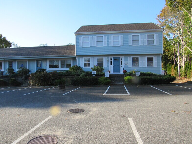Primary Photo Of 1025 Main St, West Barnstable Medical For Lease