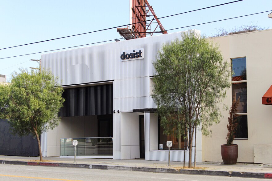 Primary Photo Of 8016 W 3rd St, Los Angeles Restaurant For Lease