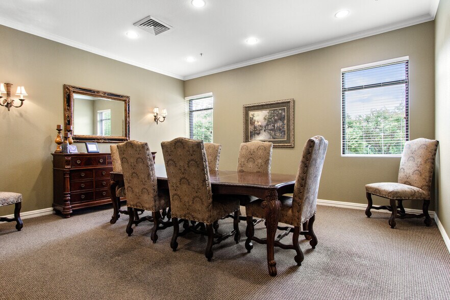 More Photos Of 301 S Watters Rd, Allen Office For Lease