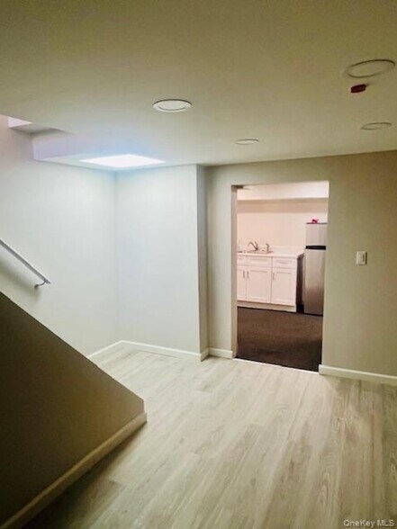 More Photos Of 11628 Myrtle Ave, Richmond Hill Office For Lease