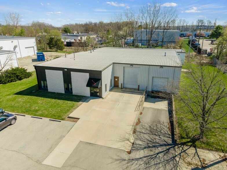 More Photos Of 15402 Stony Creek Way, Noblesville Warehouse For Sale