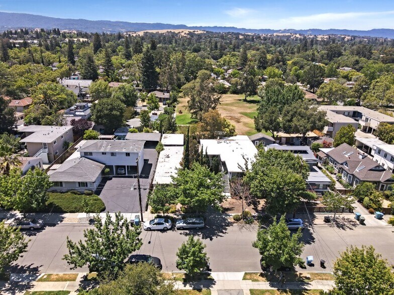 More Photos Of 2122 Williams St, Palo Alto Apartments For Sale