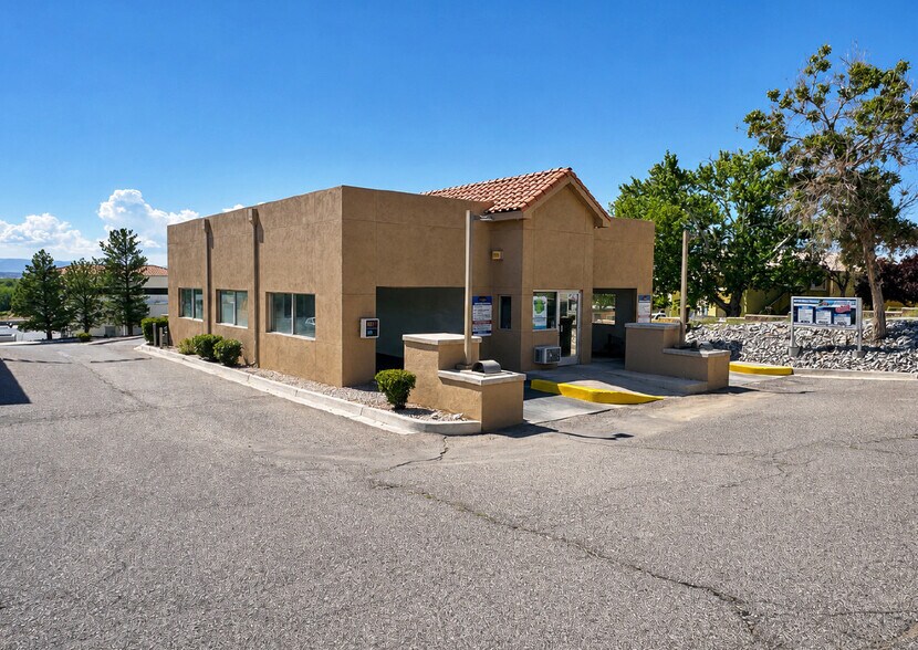More Photos Of 5801 Coors Blvd NW, Albuquerque Carwash For Sale