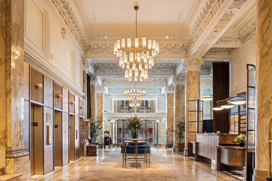 Primary Photo Of 200 S Broad St, Philadelphia Hotel For Lease