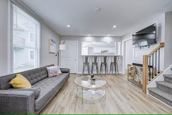 More Photos Of , Indianapolis Multifamily For Sale