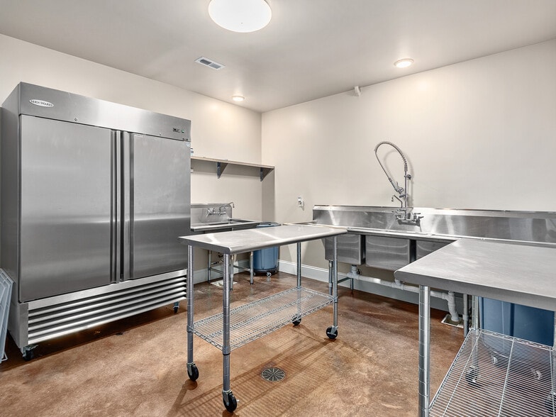 More Photos Of 355 Johnson Dr, Canton Specialty For Sale