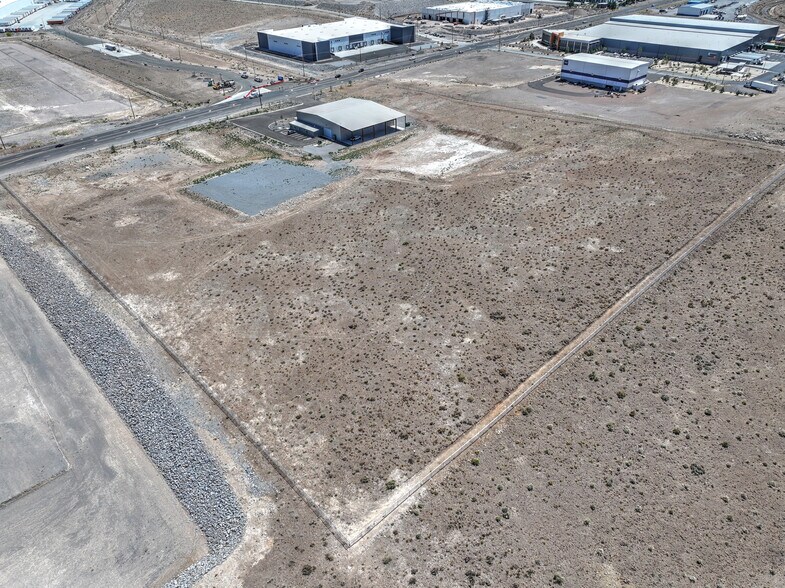 More Photos Of 2200 USA Pky, Sparks Industrial For Sale