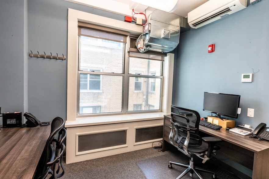 More Photos Of 104-110 E 40th St, New York Medical For Sale