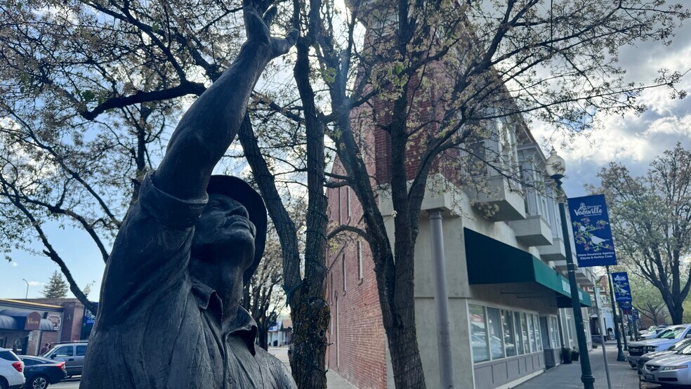 More Photos Of 400-412 Main St, Vacaville Storefront Retail Office For Lease