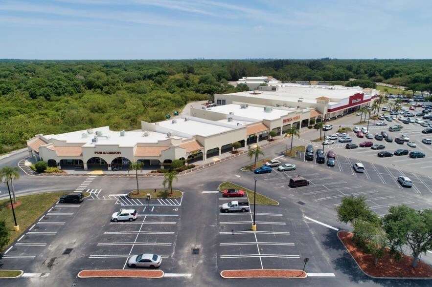 More Photos Of 4802-4908 N Kings Hwy, Fort Pierce General Retail For Lease