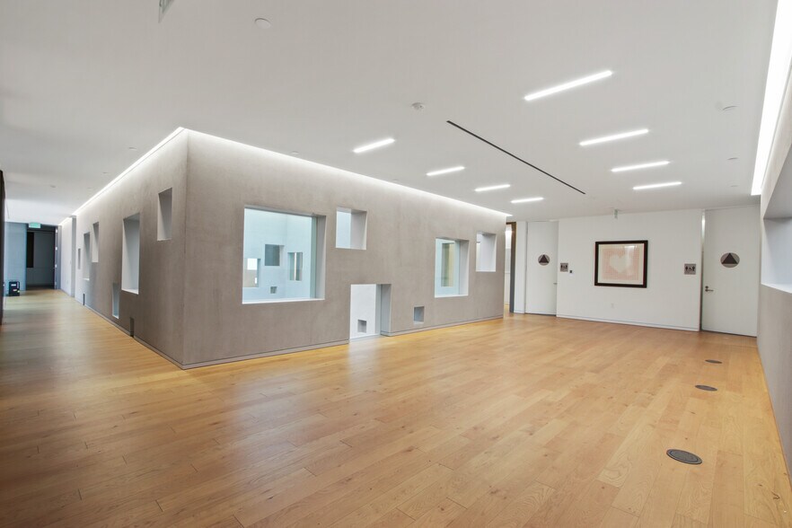 More Photos Of 1018-1024 Westwood Blvd, Los Angeles Storefront For Sale