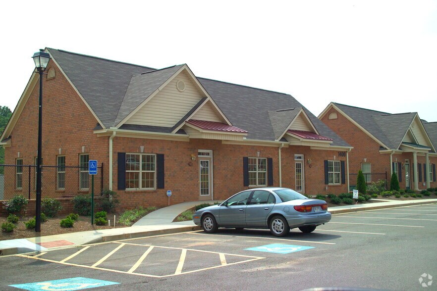 More Photos Of 4485 Tench Rd, Suwanee Office For Sale