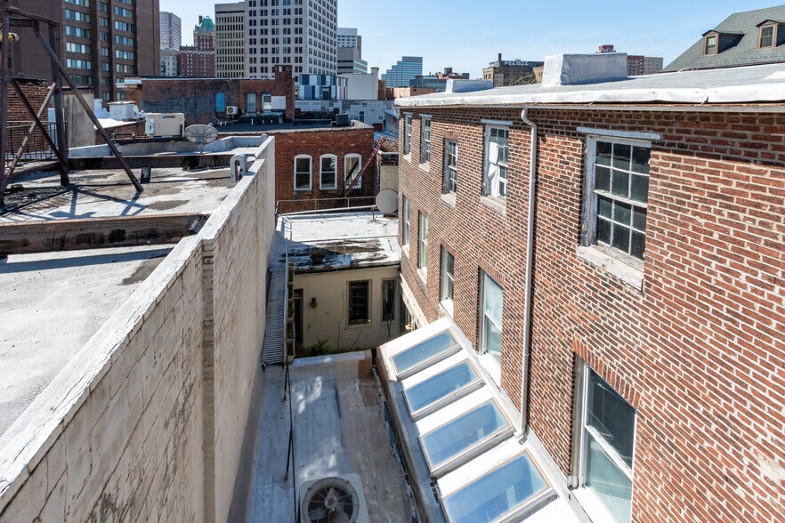 More Photos Of 115 W Saratoga St, Baltimore Storefront Retail Residential For Sale