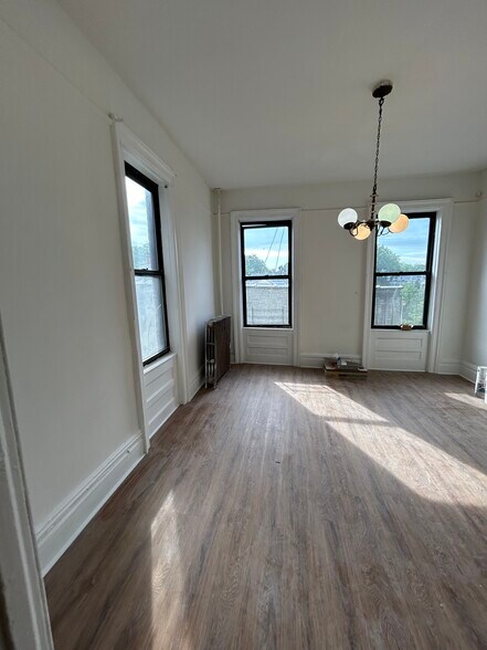 More Photos Of 176 Prospect Park W, Brooklyn Apartments For Sale