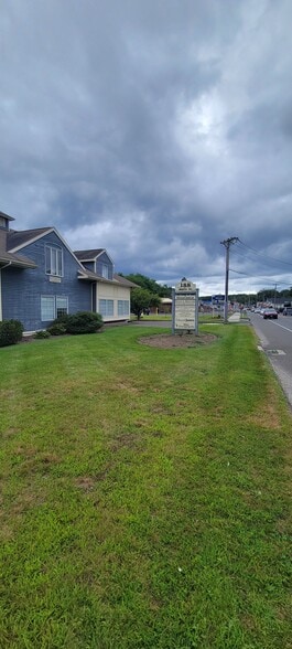 More Photos Of 188 Main St, Monroe Office For Lease