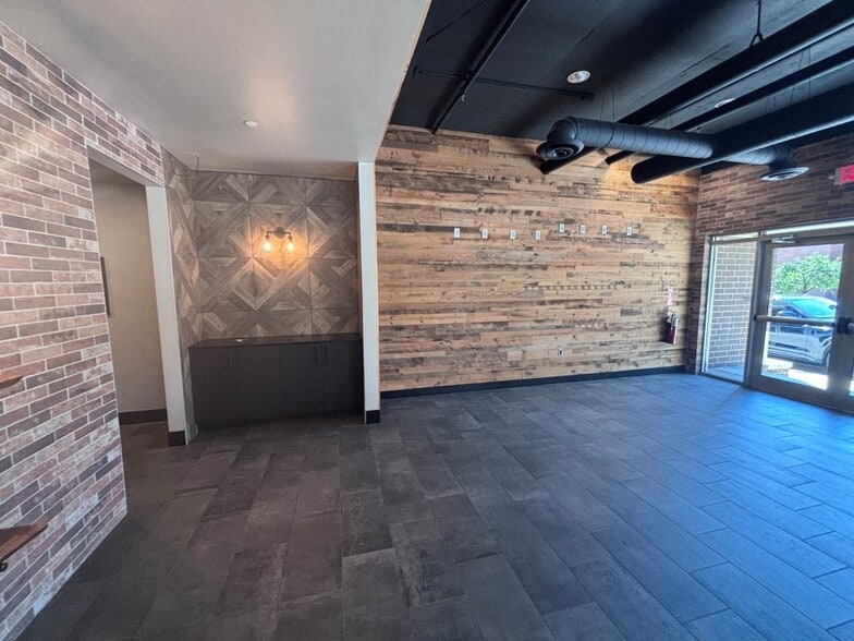 More Photos Of 302 Vine St, West Lafayette Apartments For Lease