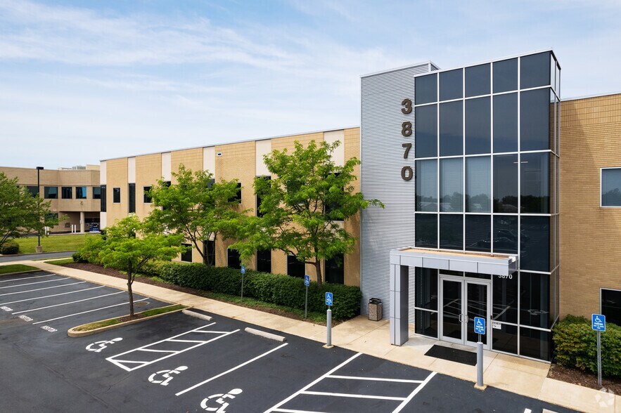 Primary Photo Of 3870 S Lindbergh Blvd, Saint Louis Office For Sale