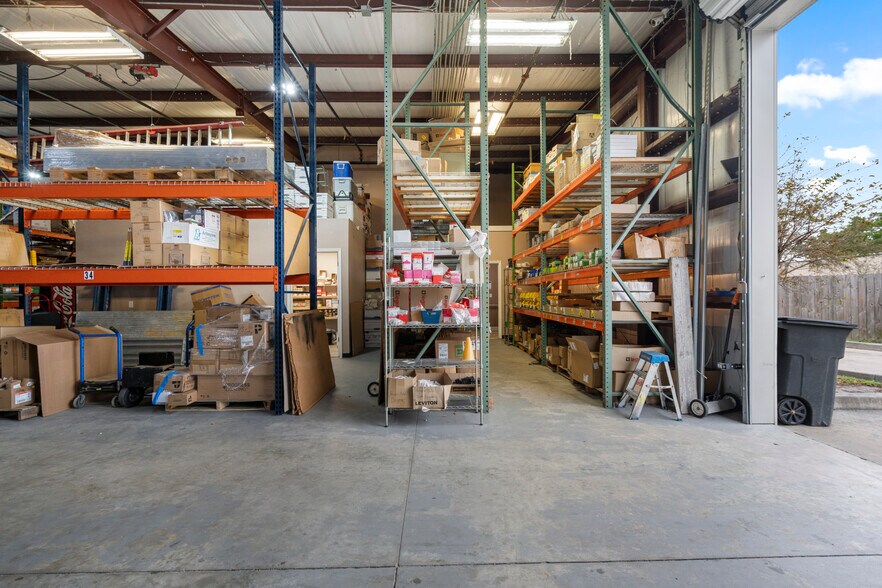 More Photos Of 7790 Industrial Rd, Melbourne Warehouse For Sale