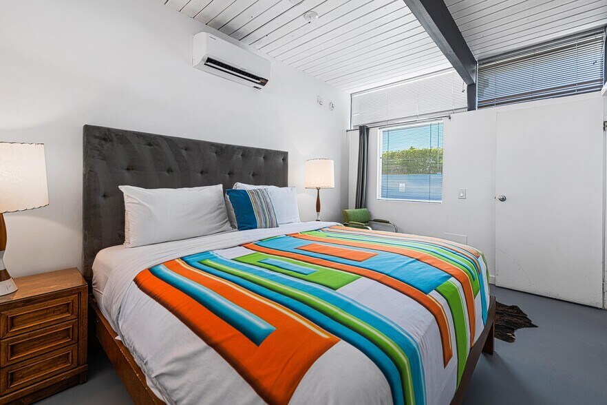 More Photos Of 795 E Chuckwalla Rd, Palm Springs Apartments For Sale