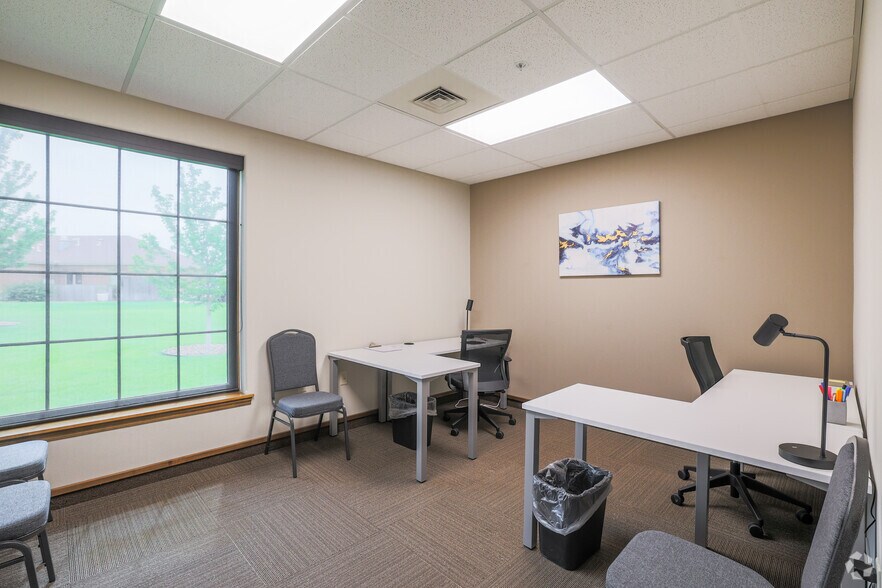 More Photos Of 1632 E 23rd Ave, Hutchinson Office For Lease