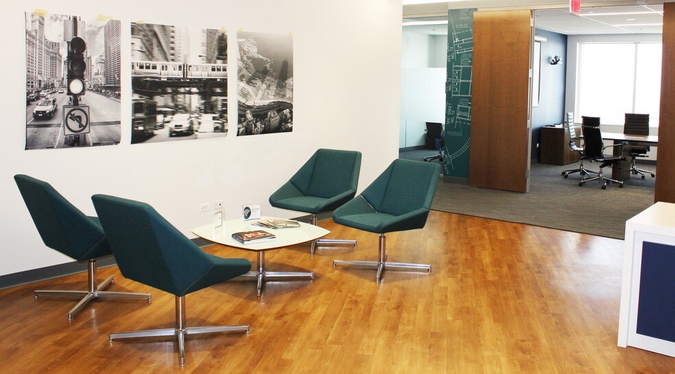 More Photos Of 2 Pierce Pl, Itasca Office For Lease