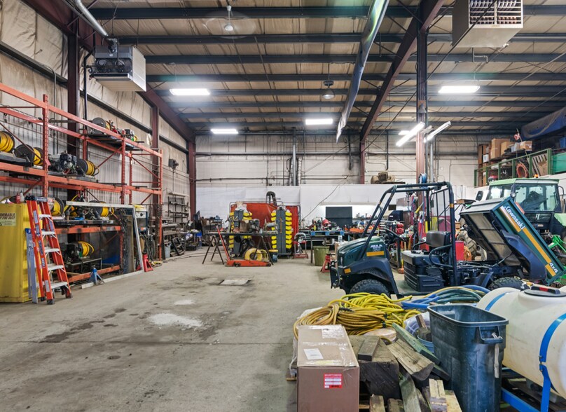 More Photos Of 2001 8th St, Nisku Warehouse For Sale