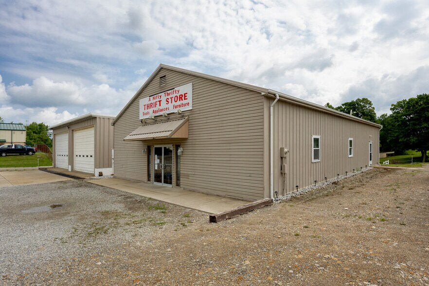 More Photos Of 62190 Bailey Rd, Barnesville Freestanding For Sale