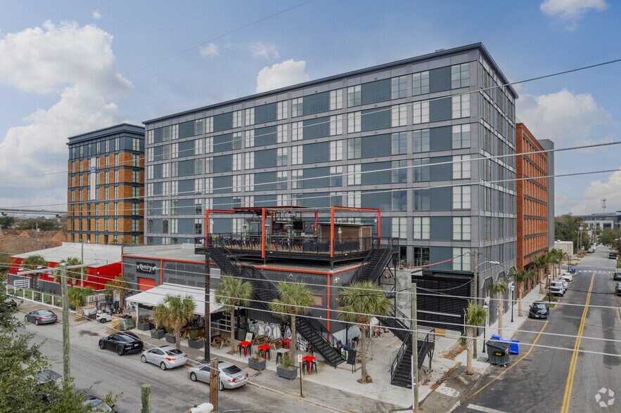 More Photos Of 55 Romney St, Charleston Apartments For Lease