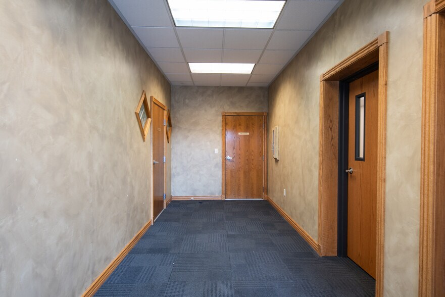 More Photos Of 335 S 1250 W, Lindon Self Storage For Lease
