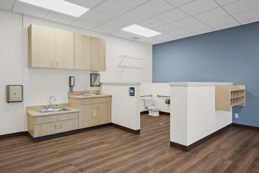 More Photos Of 7610 Mineral Point Rd, Madison Daycare Center For Lease