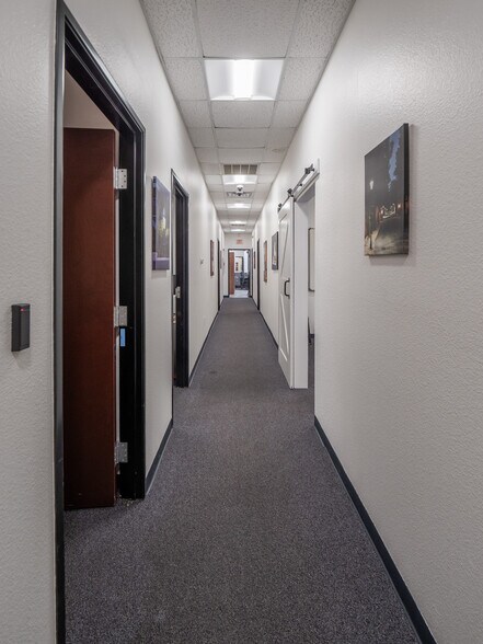 More Photos Of 1809 Hur Industrial Blvd, Cedar Park Manufacturing For Lease