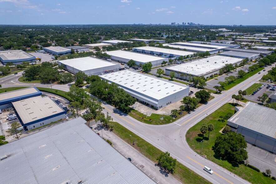 More Photos Of 4629 36th St, Orlando Unknown For Lease