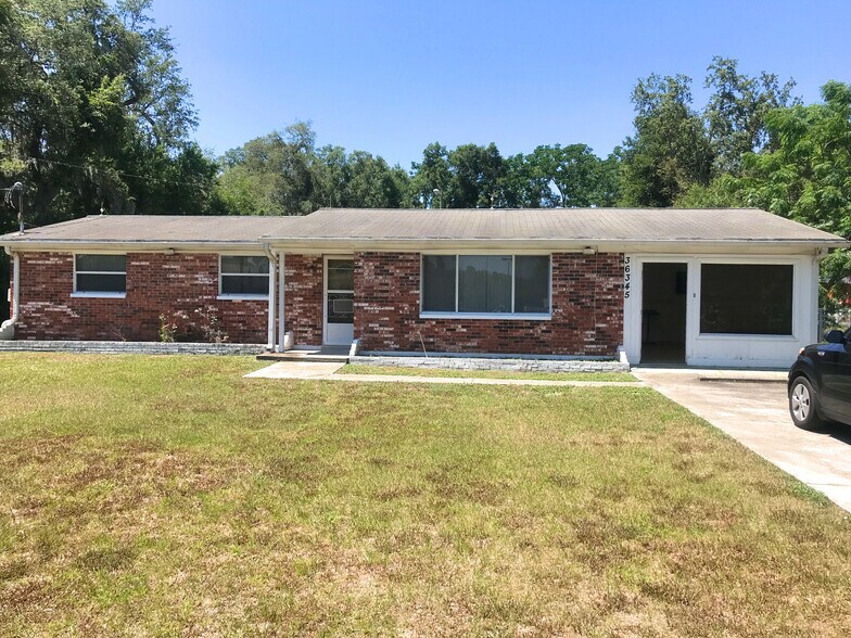 Primary Photo Of 36345 FL-54, Zephyrhills Freestanding For Sale