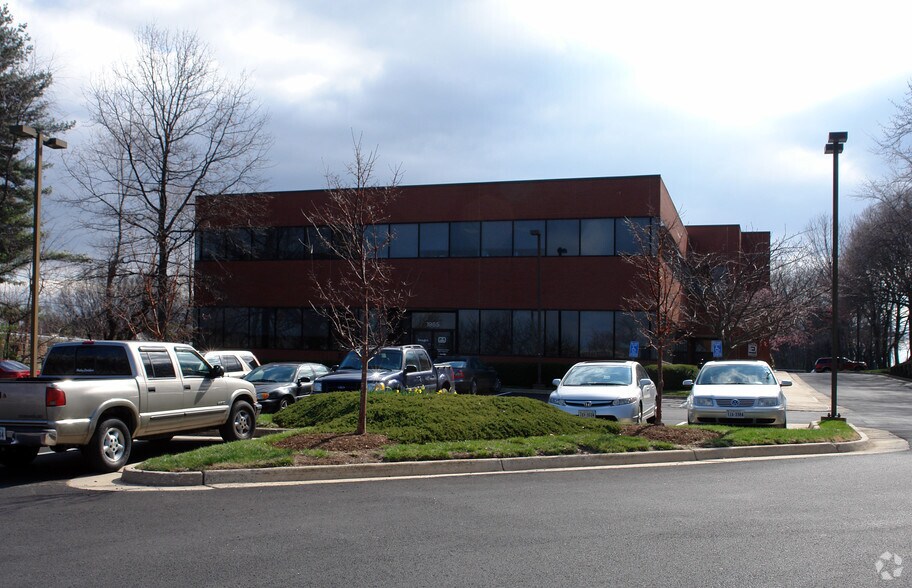 More Photos Of 1985 Isaac Newton Sq, Reston Office For Lease