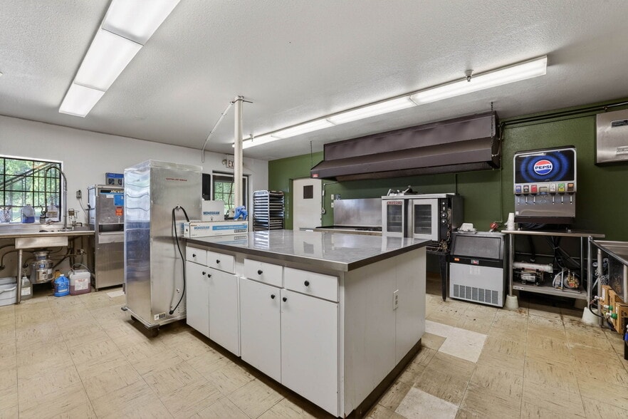 More Photos Of , Palo Cedro Specialty For Sale
