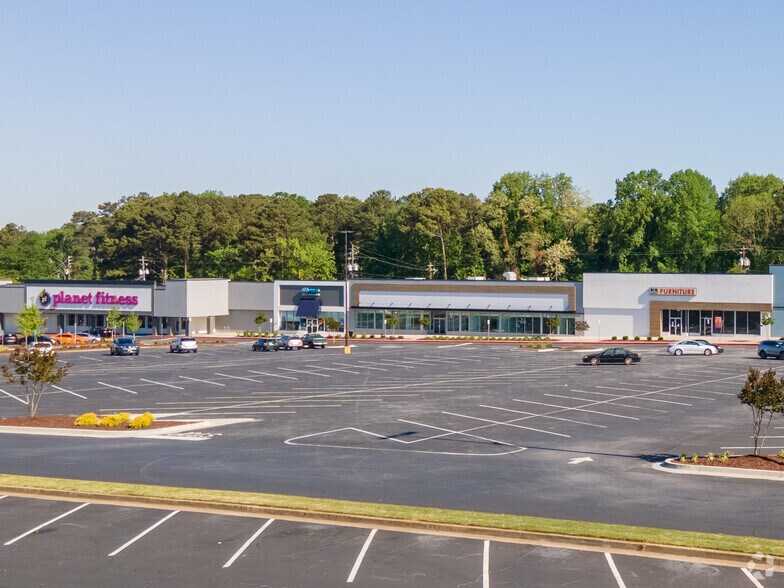 More Photos Of 1255-1355 Roswell Rd, Marietta Unknown For Lease
