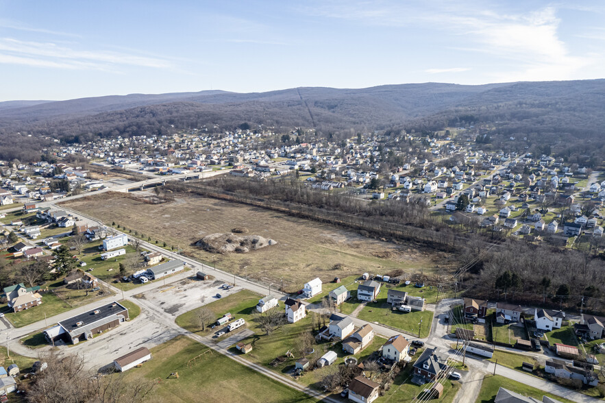 Primary Photo Of 3rd St & Route 217, Derry Land For Sale