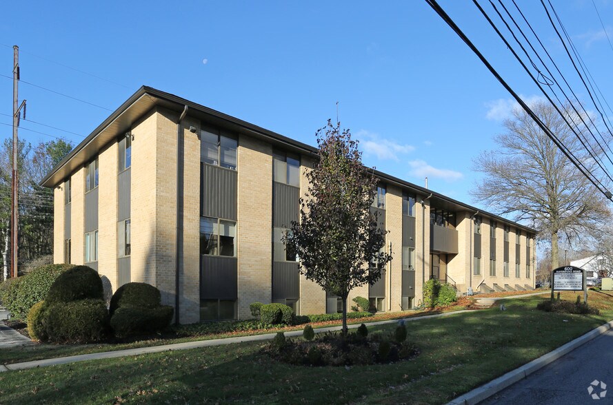 More Photos Of 600 Haverford Rd, Haverford Township Medical For Lease