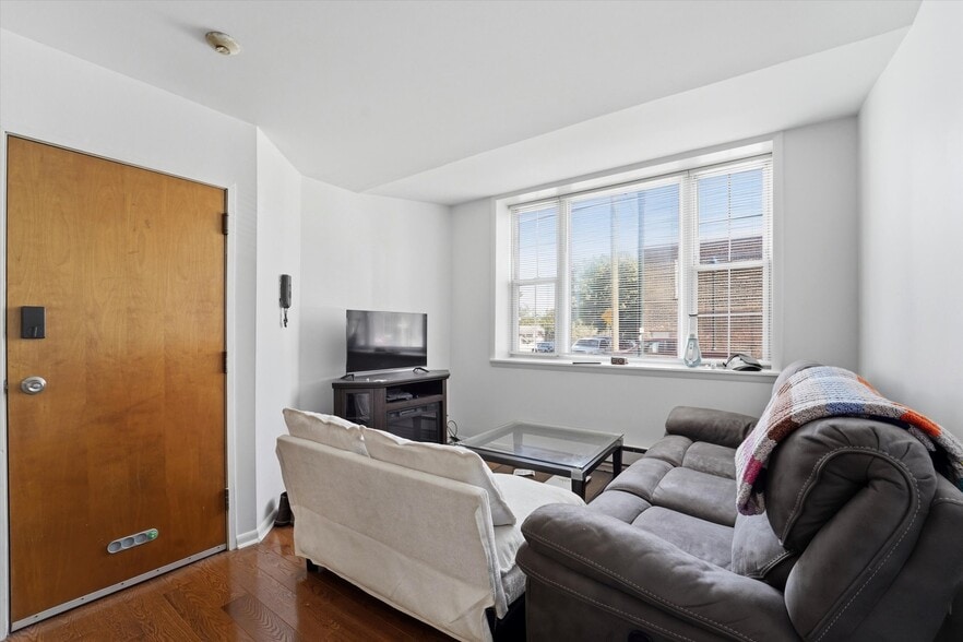 More Photos Of , Philadelphia Multifamily For Sale