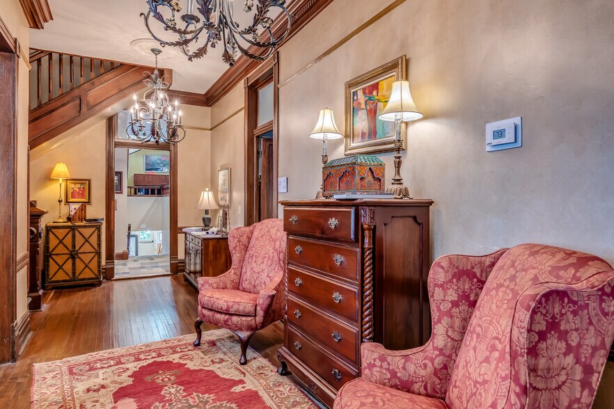More Photos Of 631 S Hull St, Montgomery Loft Creative Space For Sale