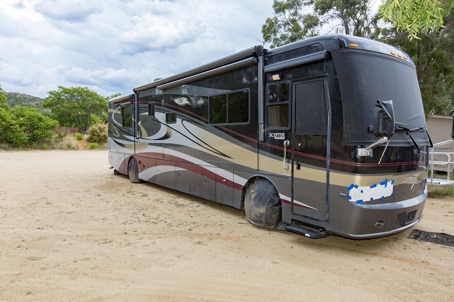 More Photos Of 8355-8365 S Highway 89, Kirkland Trailer Camper Park For Sale