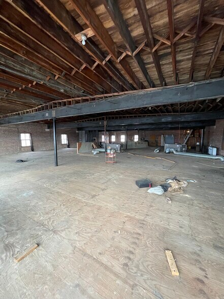 More Photos Of 1875 Niagara St, Buffalo Storefront Retail Residential For Sale