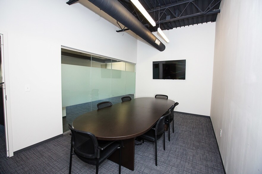 More Photos Of 3000 Mercier St, Kansas City Coworking Space