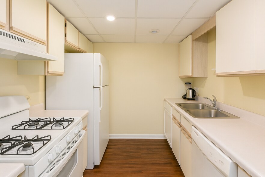 More Photos Of 1712 Sable Ln, Mount Prospect Apartments For Sale