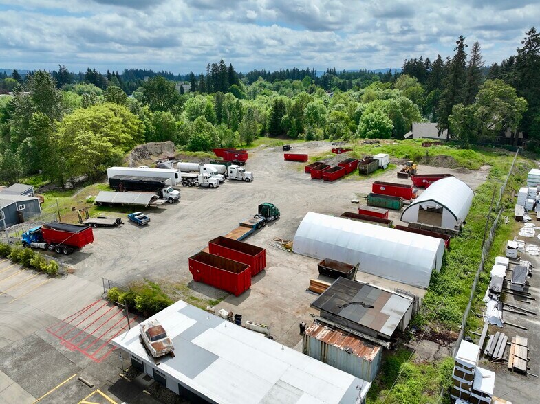More Photos Of 3144 SE Tualatin Valley Hwy, Hillsboro Warehouse For Lease