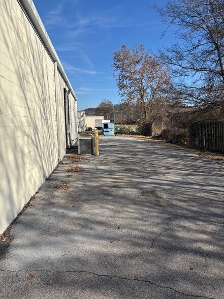 More Photos Of 315 3rd St NW, Attalla Drugstore For Sale